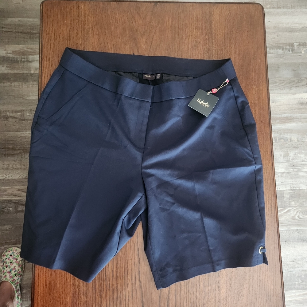 Lot of 3 Belk shorts NWT Rafaella, gently worn Kim Rogers and Bandolino 18W - Picture 14 of 16